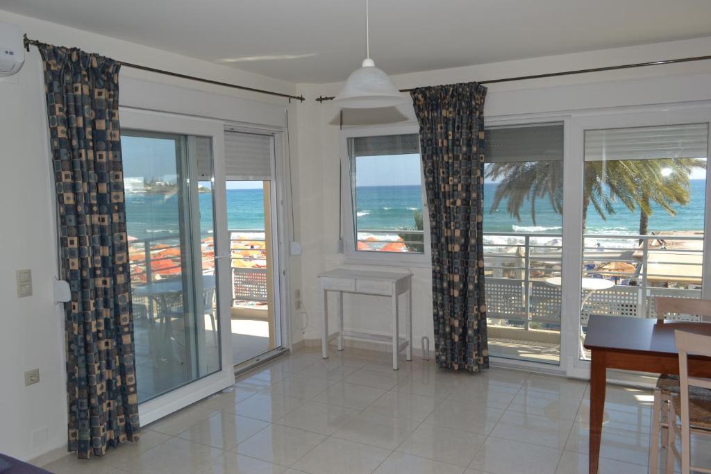 4S Beach Superior Apartments Сталида Экстерьер фото