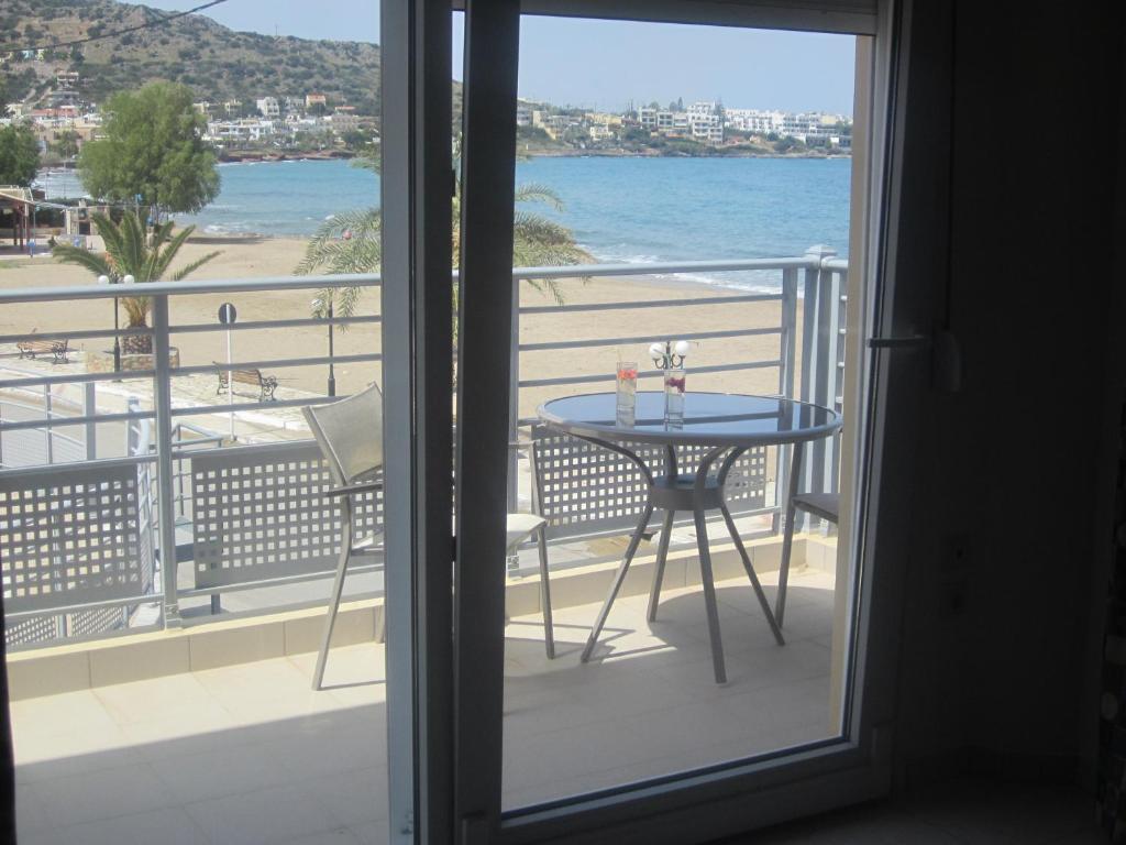 4S Beach Superior Apartments Сталида Экстерьер фото